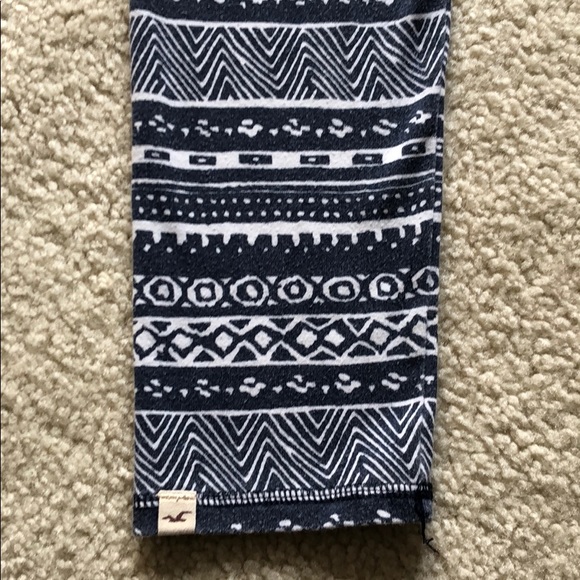 Hollister Tribal Print Leggings - Picture 2 of 4